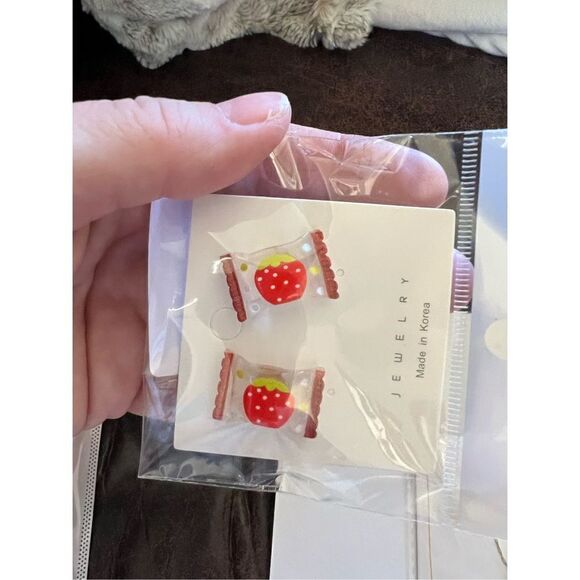 Strawberry Lovers Bundle  - Picture 5 of 12